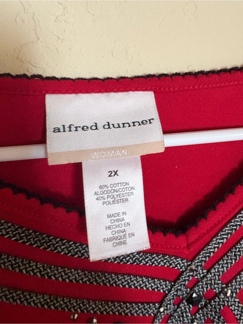 Alfred Dunner Red V-Neck Tunic with Silver Beaded Trim - Picture 4 of 6